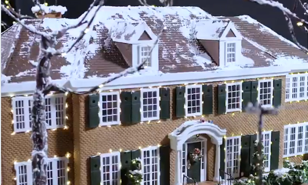 food artist recreates home alone house in gingerbread