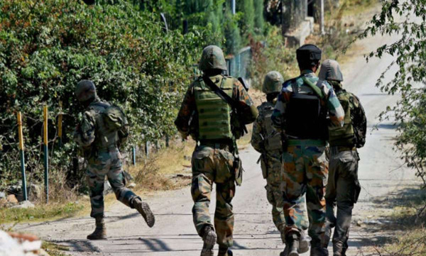 police man killed by terrorist attack in sreenagar