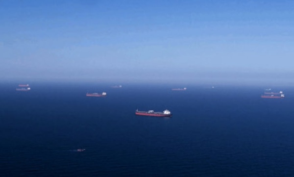 Attacking fuel ships in jeddah