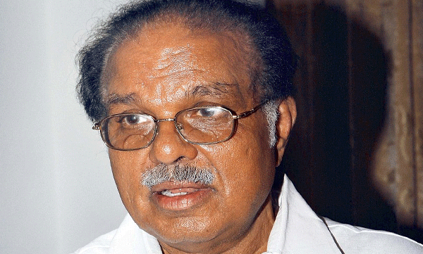 pj kurien agaist customs calling the speaker for questioning