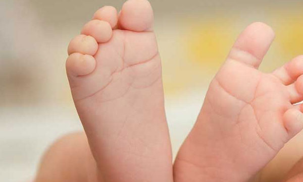 mother killednew born child