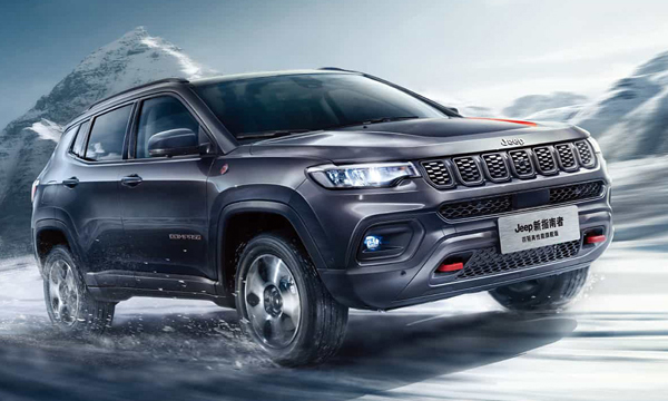 2021-jeep-compass-revealed-suv-gets-full-revamped-interior