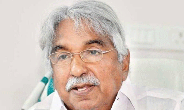 oommen chandy against ldf government over vyttila over bridge inauguration