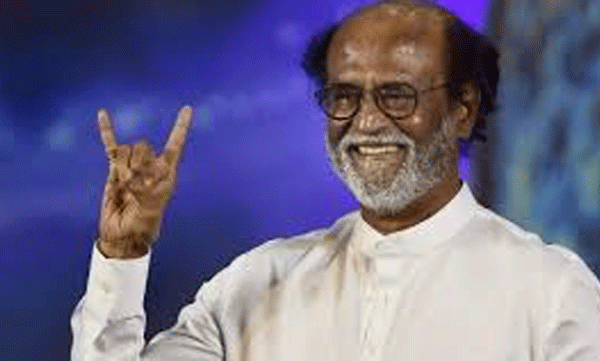 fans stage massive dharna in chennai demanding the declaration of rajinikanth s political party