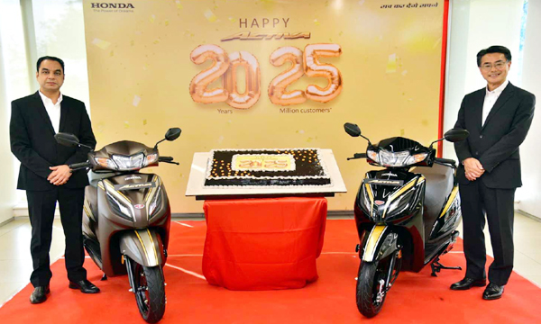 honda-activa-becomes-the-first-scooter-to-reach-2-5-crore-sales