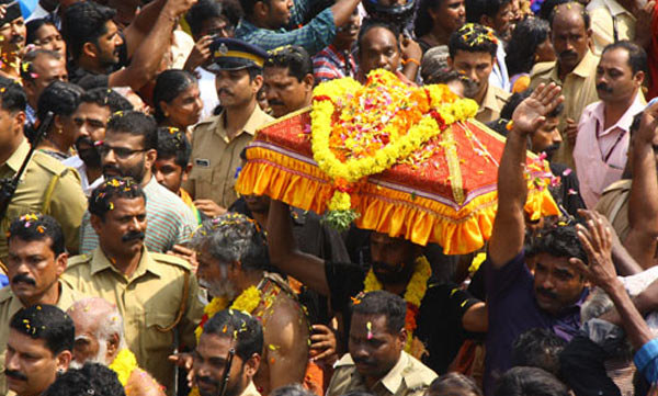 Makaravilakku on the 14th; Thiruvabharana procession tomorrow