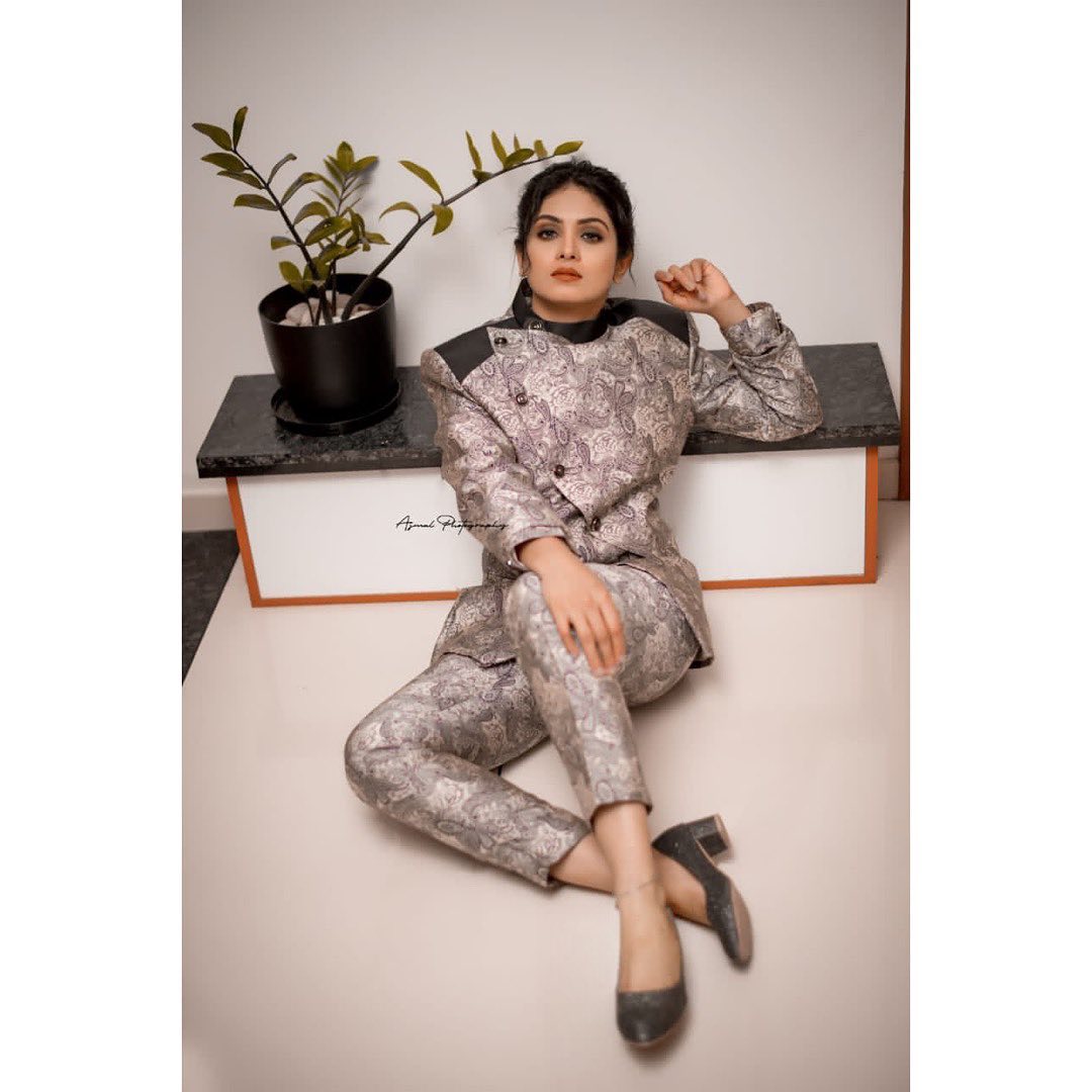 Gayathri arun photoshoot 