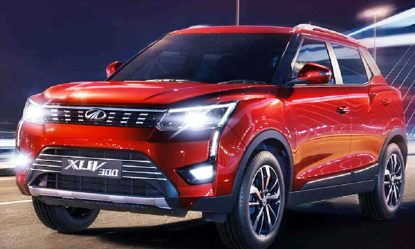 mahindra-xuv-300-petrol-amt-model
