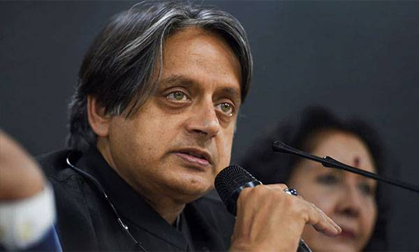 shashi tharoor on celebs tweeting after rihannas post