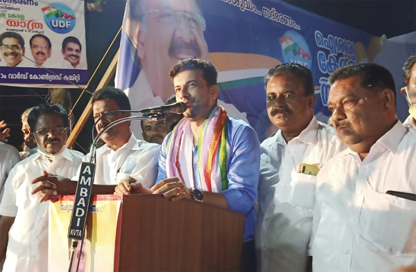 Dharmajan Bolgatty joins Congress - Electroll -1