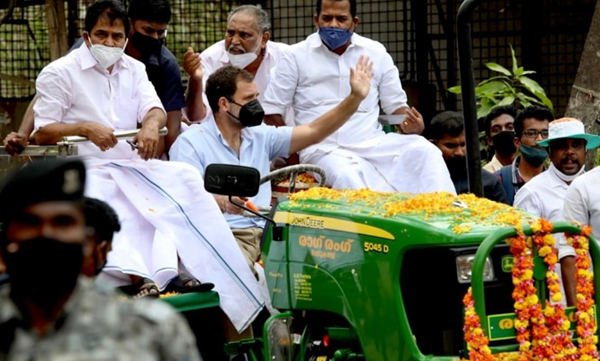 rahul gandhi leads tractor rally at wayanad