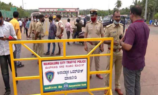 Covid controls  on the Kerala-karnadaka border 