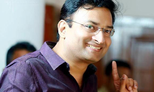 insulted the journalist action should be taken against prasanth ias kuwj