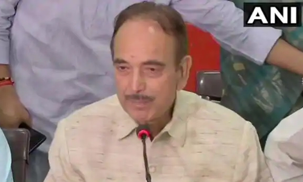 congresss ghulam nabi azad praises p m modi
