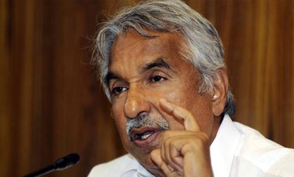 dollar smuggling case oommen chandy demands swift action on swapna suresh statement