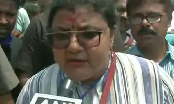 Arambagh TMC candidate attacked with bricks