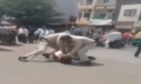 Mask Slipped From Nose, Man Beaten Mercilessly By Cops 