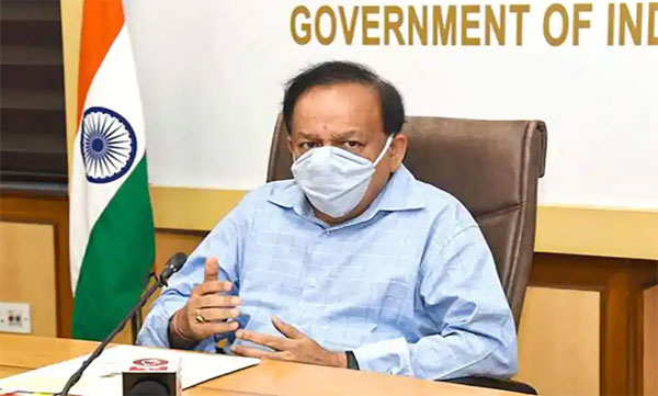  Harsh Vardhan Says 'No Vaccine Shortage', Sonia Gandhi Calls for Lowering Immunisation Age