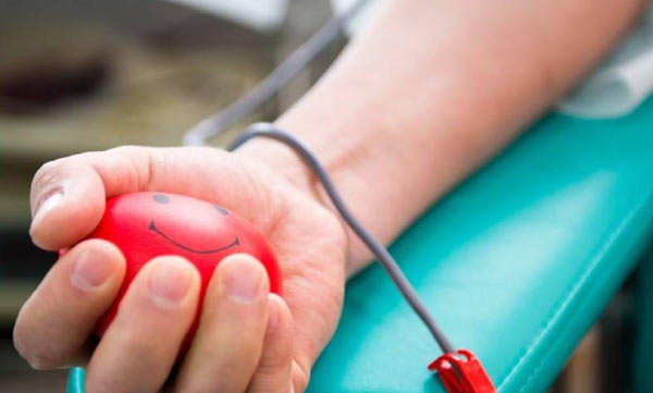 Blood should be donated before vaccination: CM urges youth