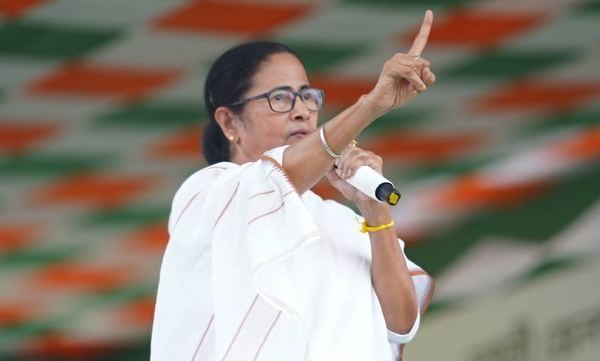 mamatha banerji to take as chief minister on may 5th