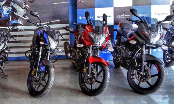 bajaj-two-wheeler-record-as-highest-selling-motor-cycle