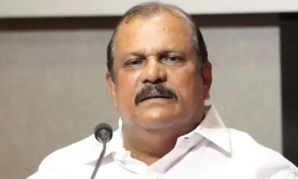 P c George criticizing pinarayi vijayan