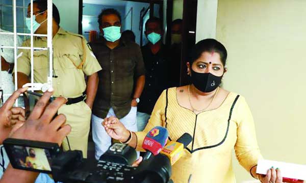 actress priyanka questioned by police in emacs president's car attacked bomb case