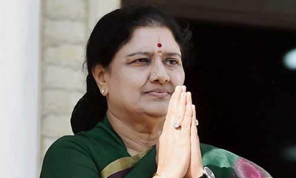 VK Sasikala's Calls With Workers Give Mixed Signals Of Political Plans
