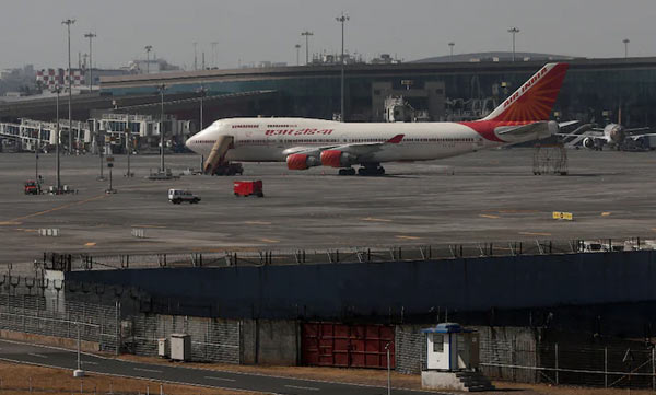 India extends ban on international flights till July 31