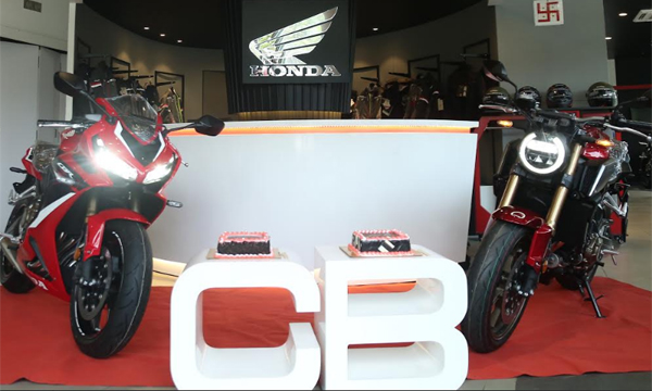 honda-starts-deliveries-of-new-cbr650r-cb650r-bikes-in-india/