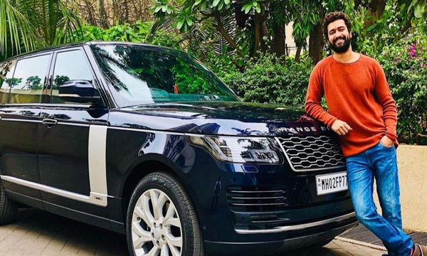  actor-vicky-kaushal-buys-range-rover-autobiography