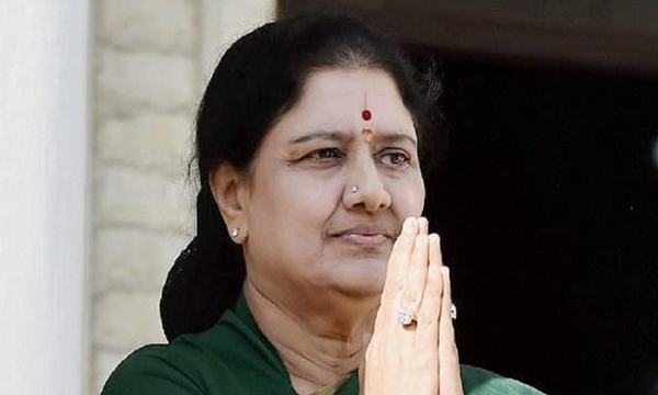 AIADMK Sacks 9 More Party Cadres For Speaking To Sasikala Ahead Of Her Political Comeback