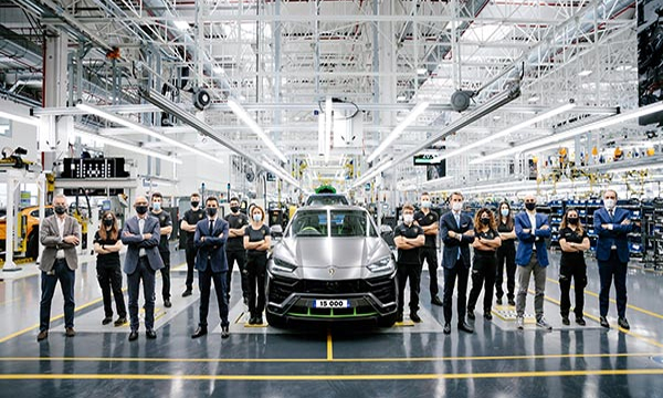 lamborghini-urus-production-crosses-15000-units-in-3-years
