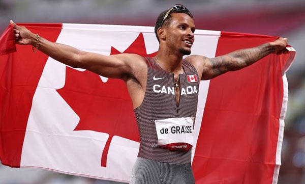 Andre de Grasse wins 200m gold medal at Tokyo Olympics
