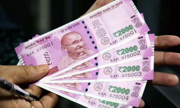 Government employees will get bonuses and festive benefits