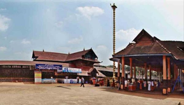 Gold chain missing, ettumanoor temple