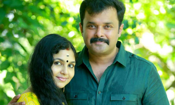 Do not react against Aditya on social media: Court bans actress Ambili