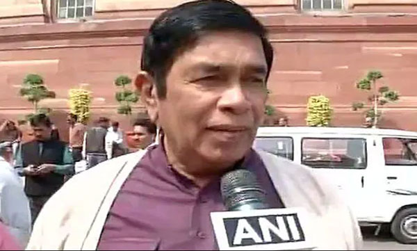 former union minister oscar fernandes passes away