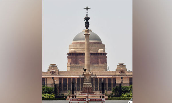security breach in rashtrapati bhavan, couple arrested