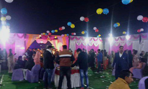 Against rules, wedding held right behind taj mahal in agra; notice issued to accused