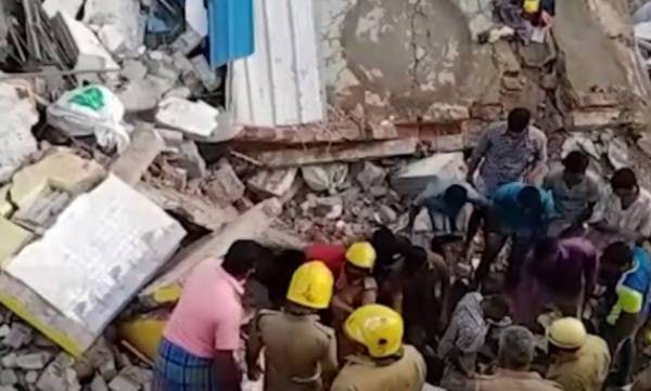 Gas Cylinder explosion destroys 3 houses in Selam : 1 Dead
