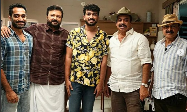 I was teleported back in time to kochu kochu santhoshangal - Sathyan Anthikad- Jayaram movie location visited by Kalidas Jayaram