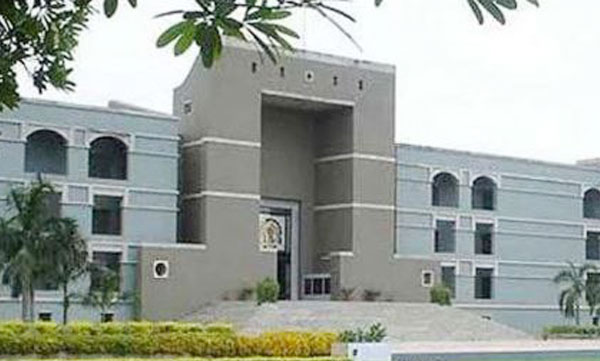 gujarath-hc-against-ahmedabad-municipal-corporation