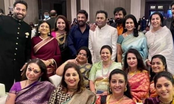 lissy-shobhana-parvathy-radhika-attends-actor-rahman-daughter-wedding