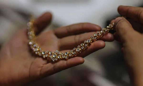 Jwellery Robbery in tamilnadu