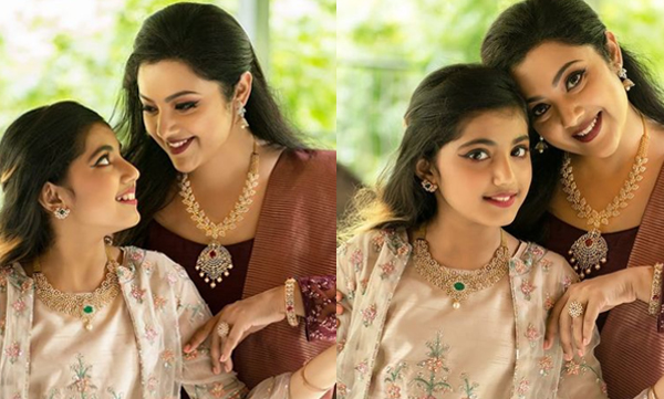 Actress Meena shares Mom & Daughter pictures in Instagram goes trending