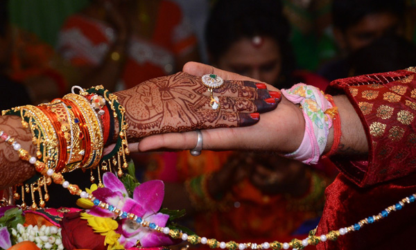 case-against-three-in-pune-for-boycotting-family-over-inter-caste-marriage