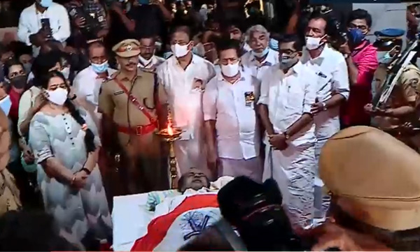pt-thomas-funeral-at-cremation-at-ravipuram