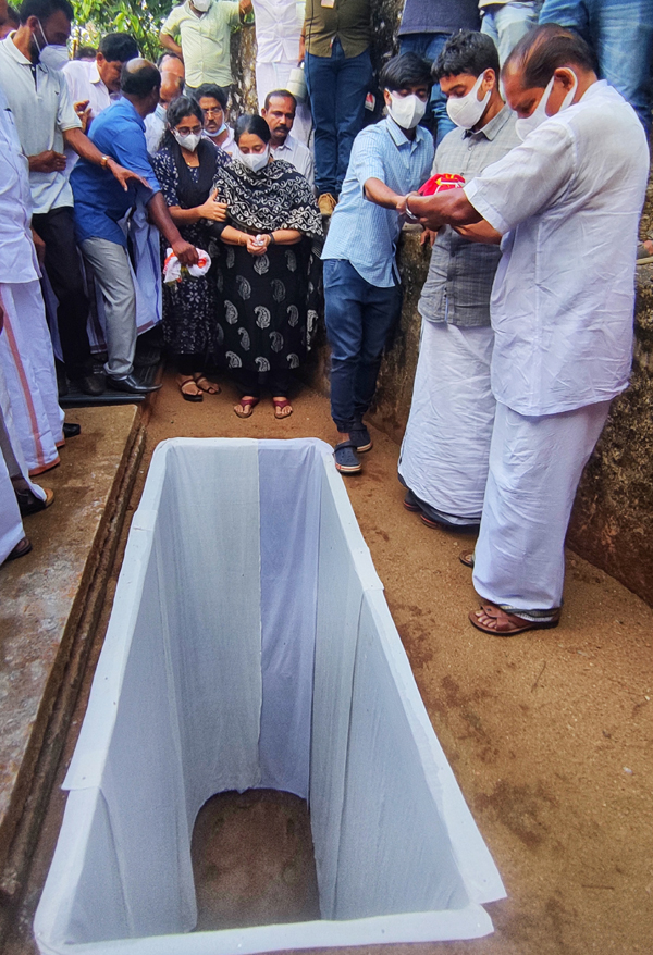 /cremation-of-pt-thomas-ashes