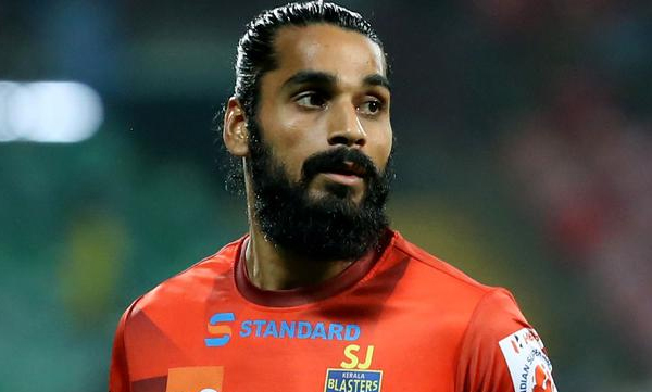 indian-footballer-sandesh-jhingan-back-home-from-croatia